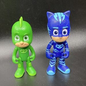 Disney Jr. PJ Mask Frog Box ONE 3.5" Blue And Green Figure Lot oF 2 Toys